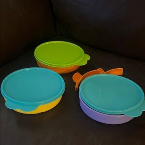 Tupperware kids divided dish set